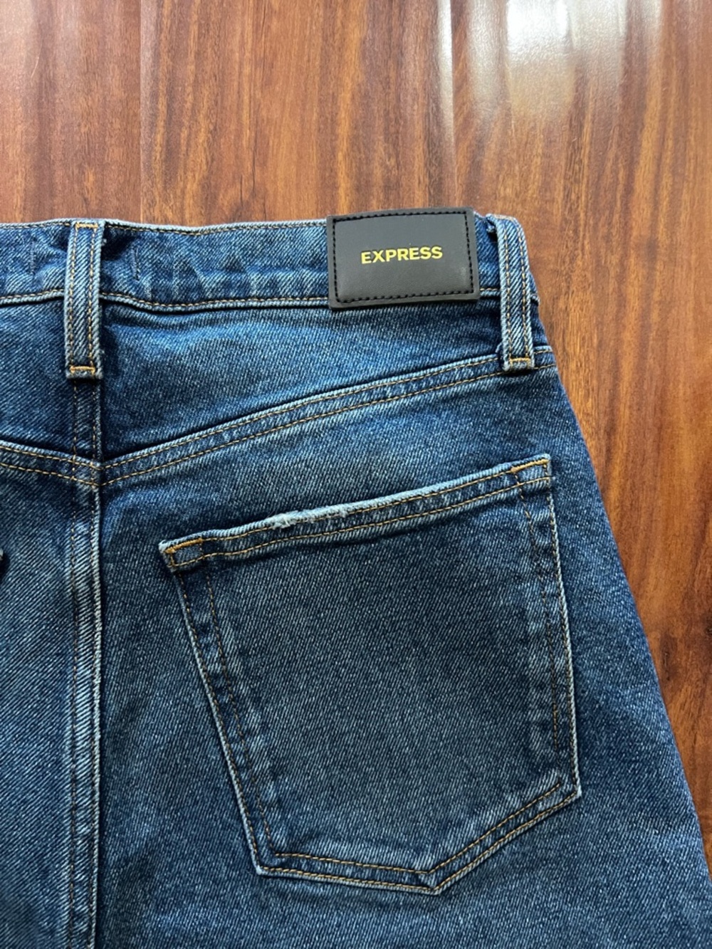 Express Modern Straight Super High Rise Jeans size 6 - Picture 8 of 8